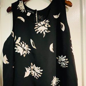 Simply Styled by Sears Black Floral Top - XL